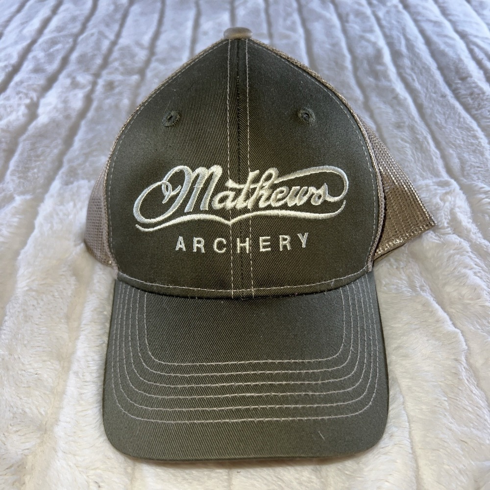 Mathews Archery Black Trucker Hat Snapback Adjustable Hunting Outdoors Embroider